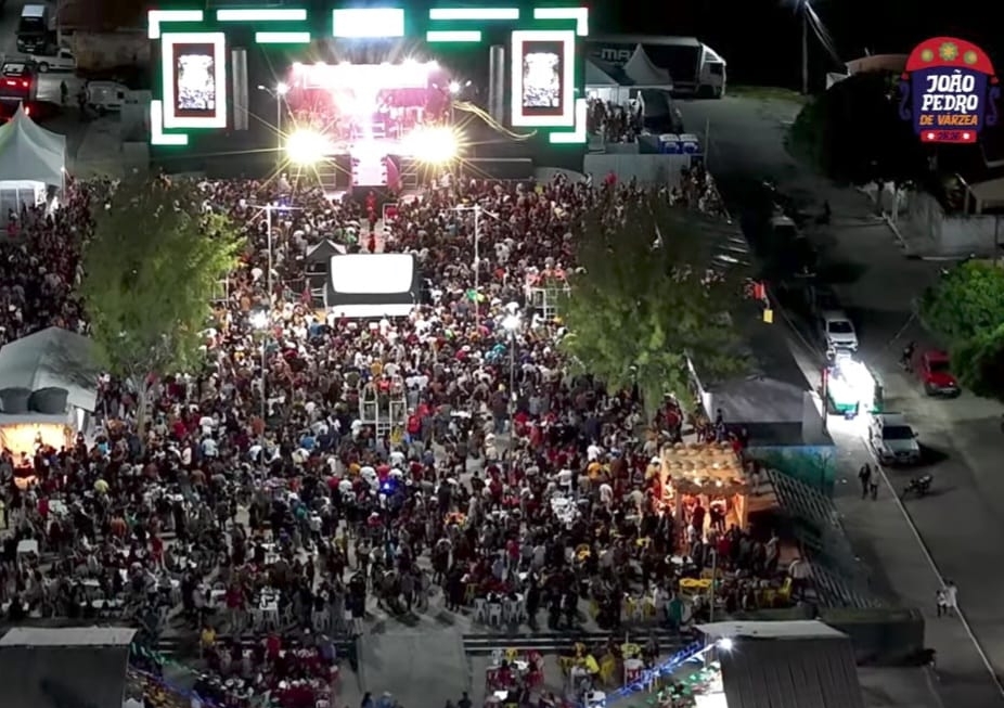 Shows iguais, preços diferentes: município de Várzea paga mais que São José do Sabugi por atrações em festas juninas realizadas no mesmo período