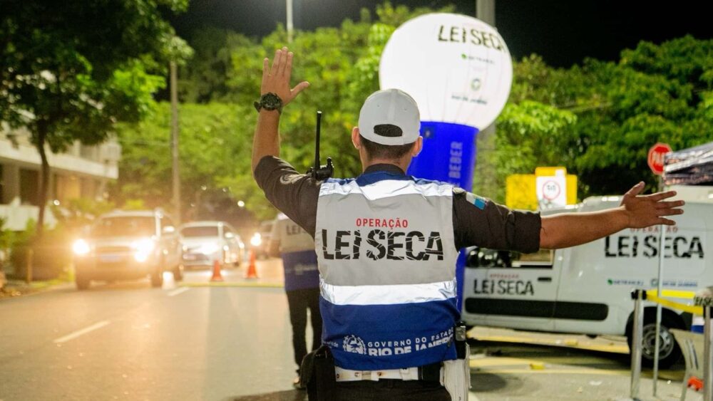 Nova regra da Lei Seca determina teste do bafômetro em todos os acidentes de trânsito