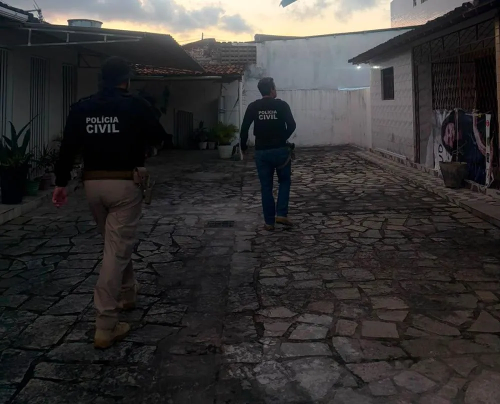Homem é preso após ameaçar e divulgar imagens íntimas da ex-companheira, em João Pessoa